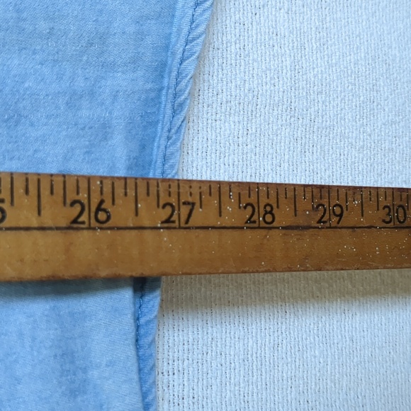 VTG Young and Reckless Women's Chambray SS Button Down Aztec Pocket Size Medium - Picture 9 of 10